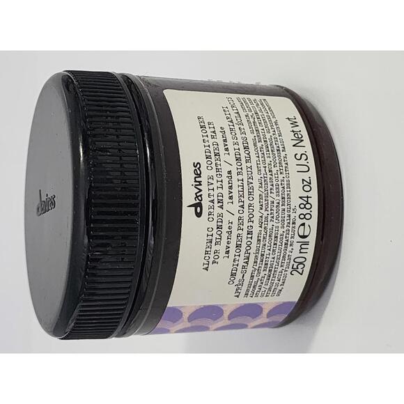Davines Other - Lavender Davines Alchemic Creative Conditioner for Blonde and Lightened Hair